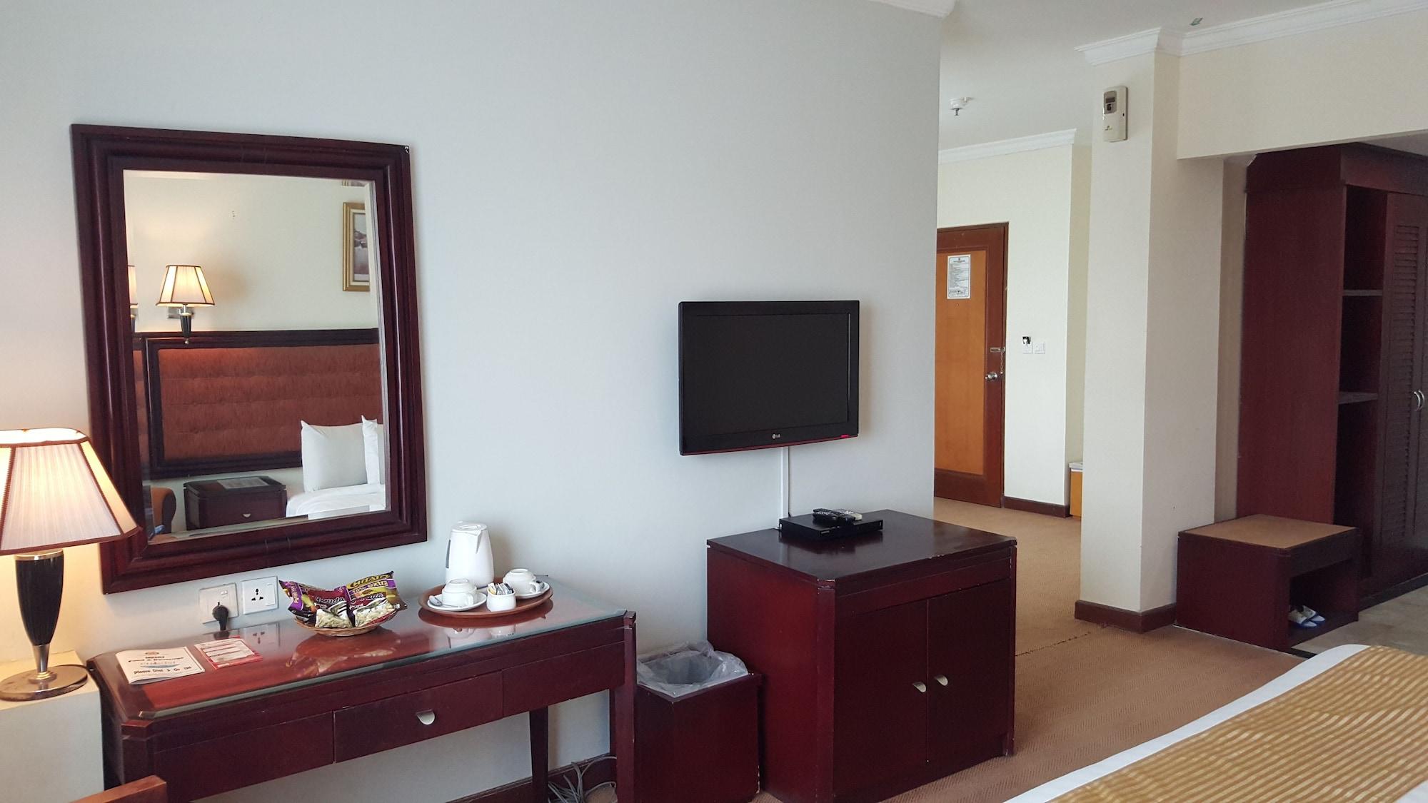 Harbourbay Amir Hotel Batam Exterior photo