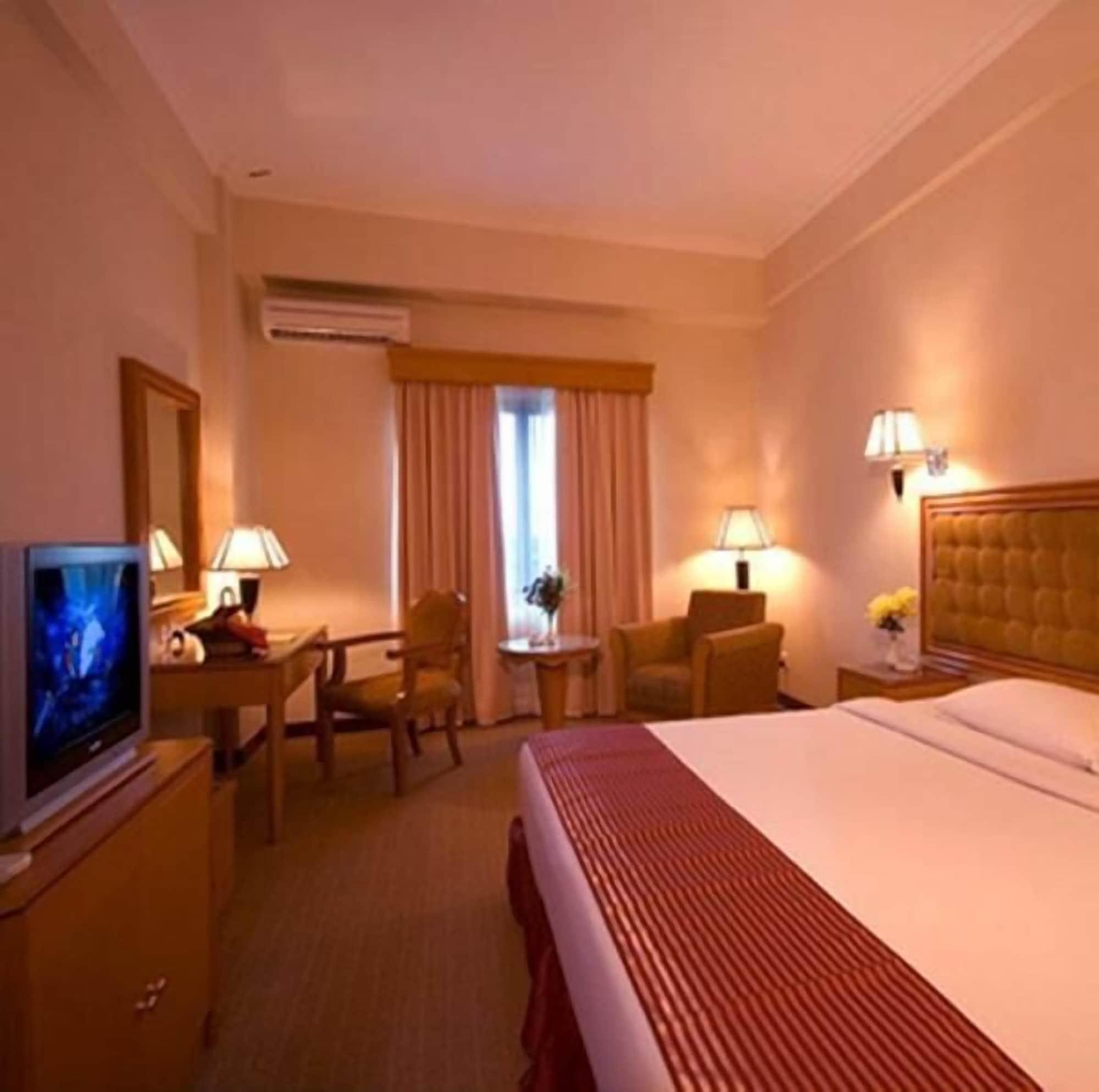 Harbourbay Amir Hotel Batam Exterior photo
