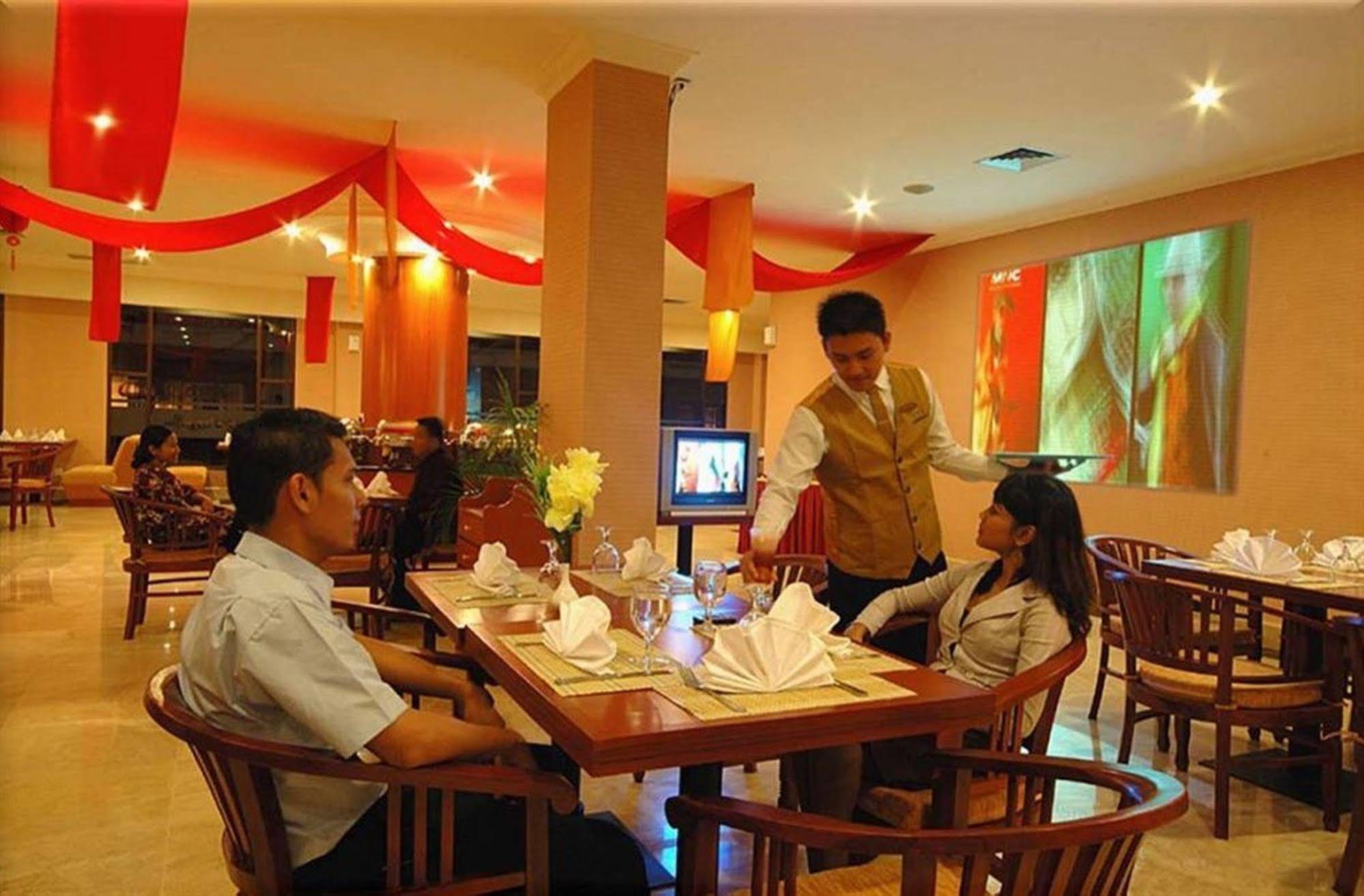 Harbourbay Amir Hotel Batam Exterior photo